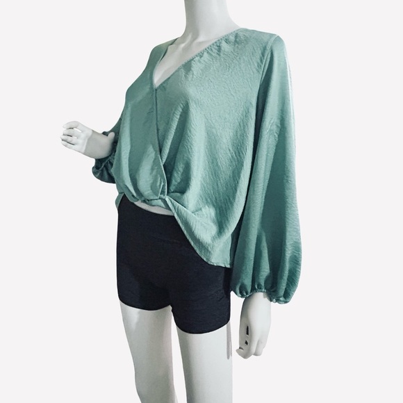 Blue Blush Green Puff Sleeve Wrap Blouse size S - Picture 3 of 9